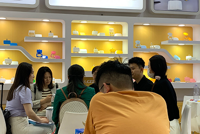 تاريخ التطوير